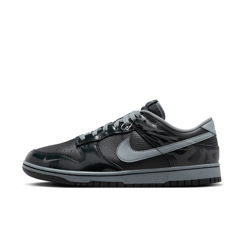 Nike Dunk Low Retro QS 