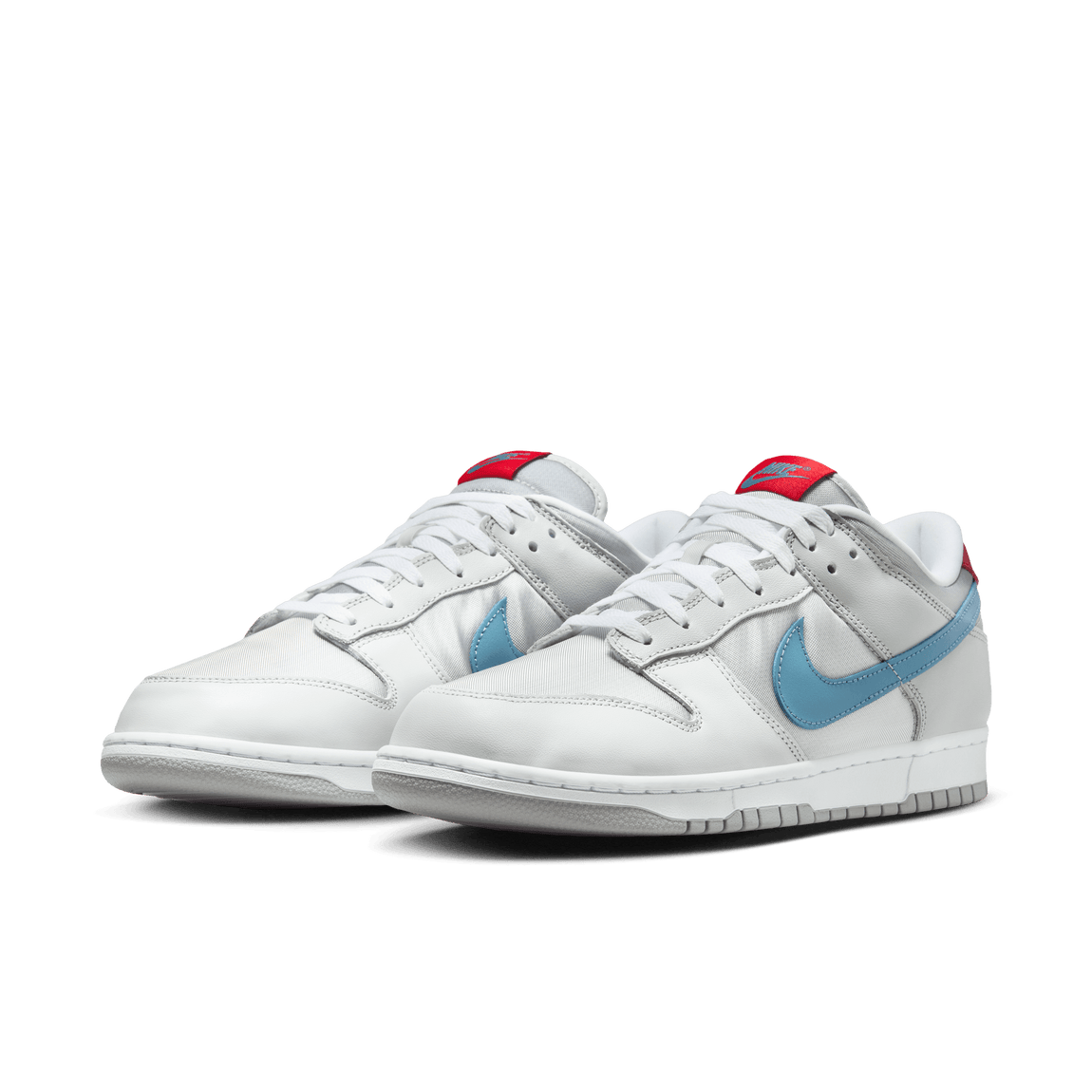 Nike Dunk Low “Silver Surfer” (Metallic Silver/Aegean Storm) 9/5 - Nike Dunk Low “Silver Surfer” (Metallic Silver/Aegean Storm) 9/5 - 