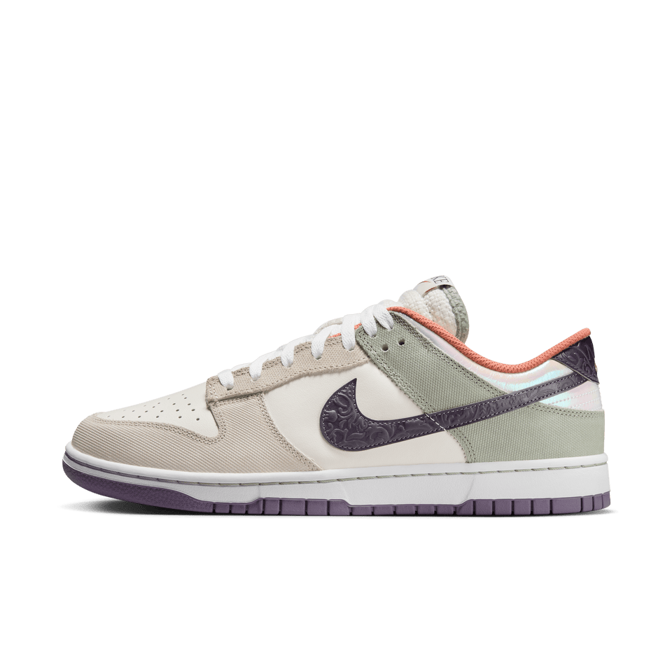 Nike Dunk Low Retro SE (Sail/Gridiron-Light Bone-Jade Horizon) 2/8 - In-Stock