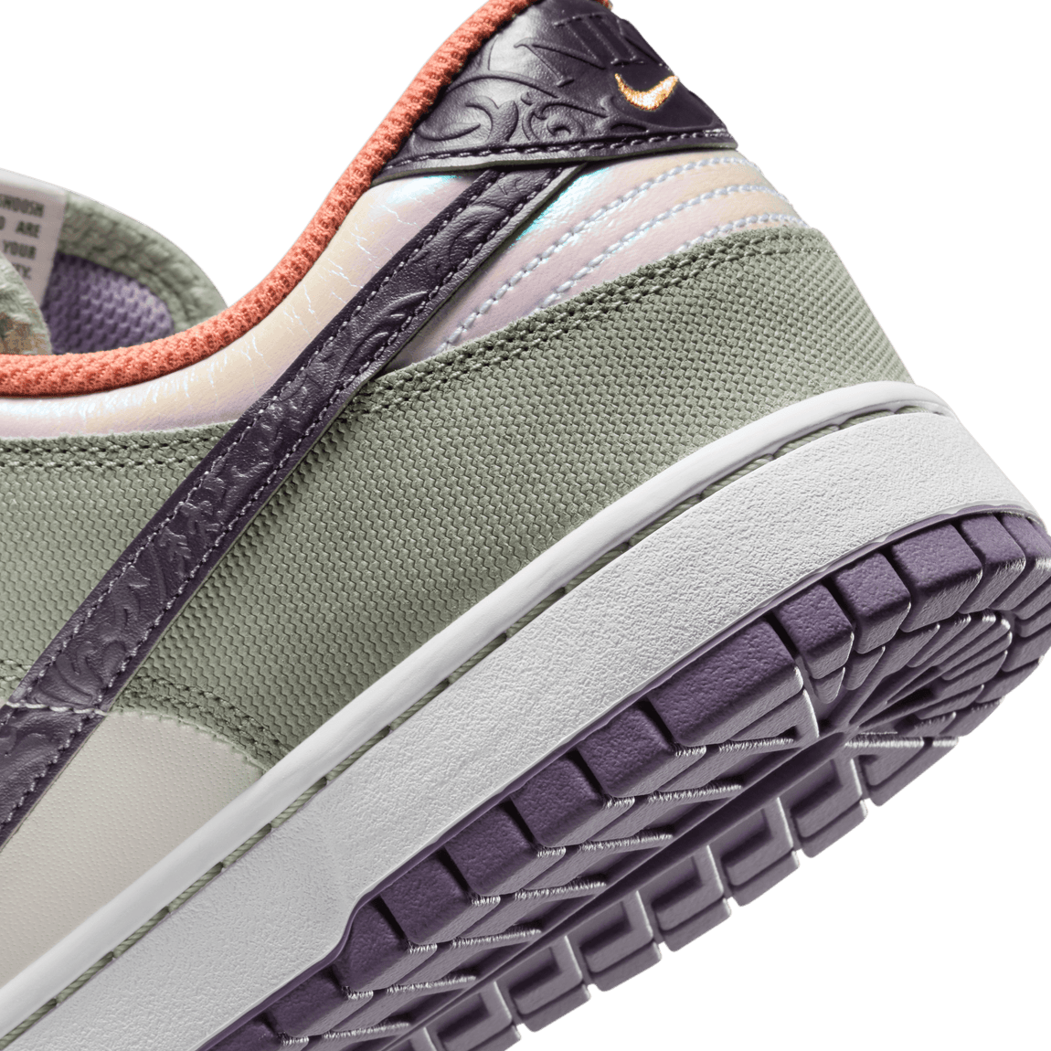 Nike Dunk Low Retro SE (Sail/Gridiron-Light Bone-Jade Horizon) 2/8 - Nike Dunk Low Retro SE (Sail/Gridiron-Light Bone-Jade Horizon) 2/8 - 